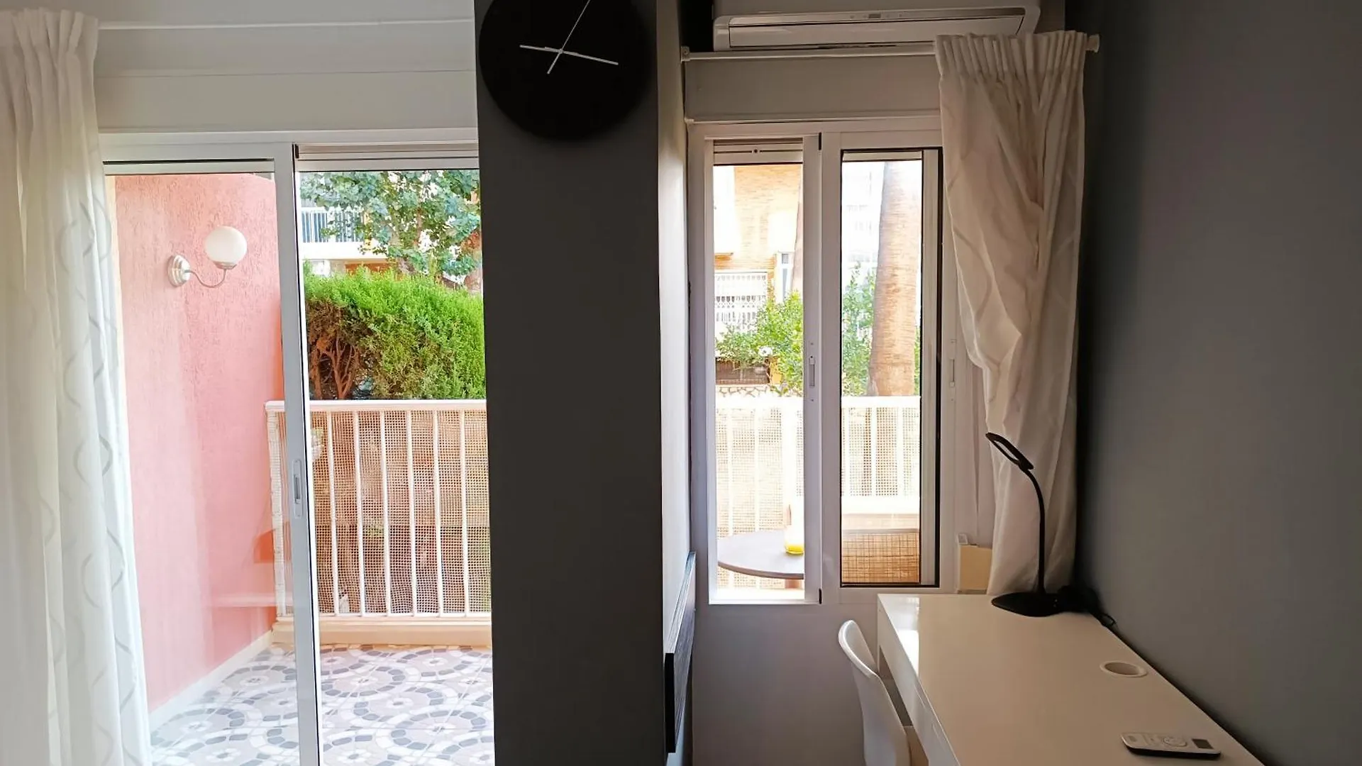Aga: Beachfront Benalmadena Apartment with Sea View Terrace