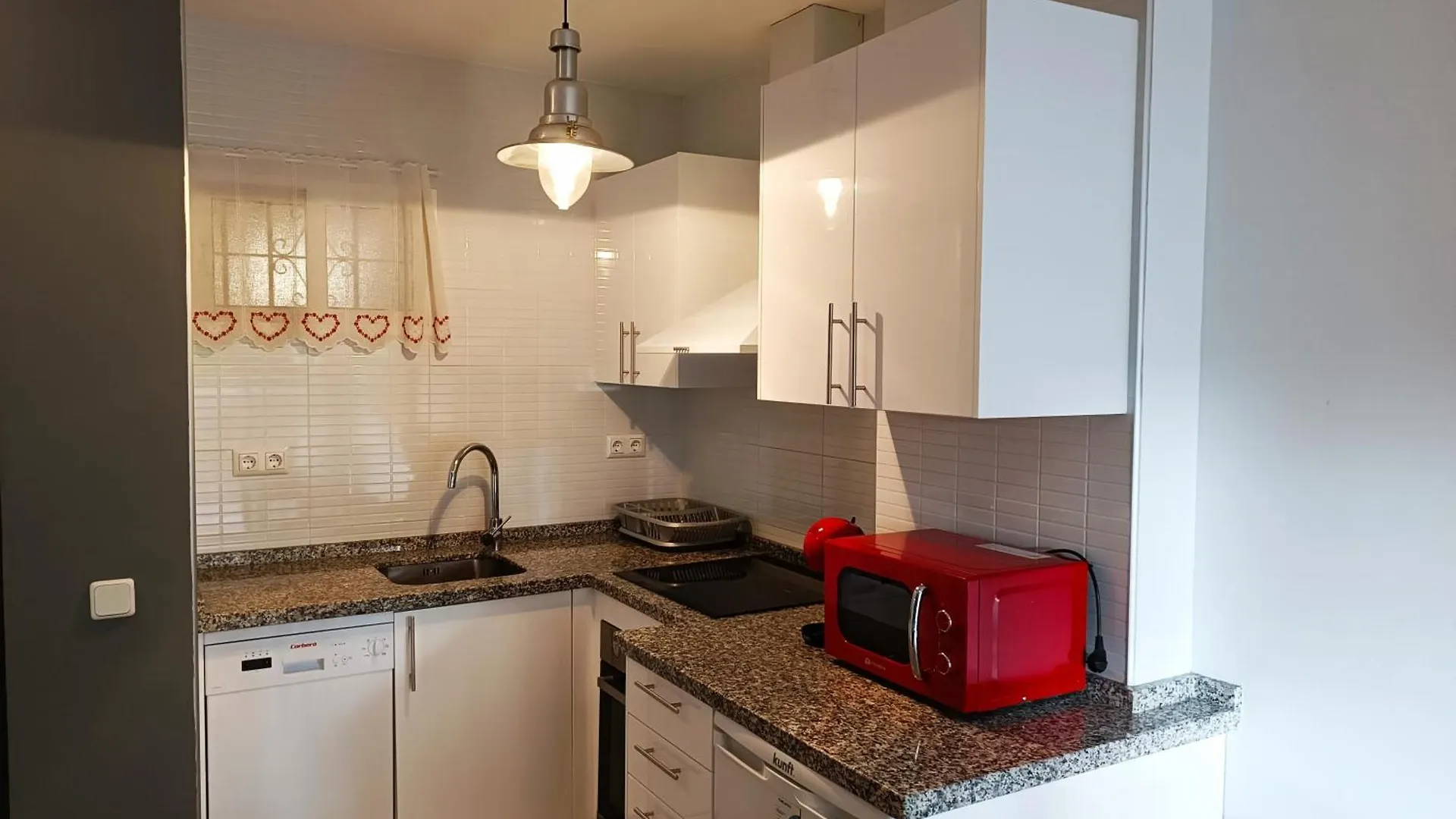Aga - Apartamento Benalmadena Terraza Con Vistas Al Mar Y Jardin, Piscina, Wifi, Nuevo, 1 Dormitorio Apartmán