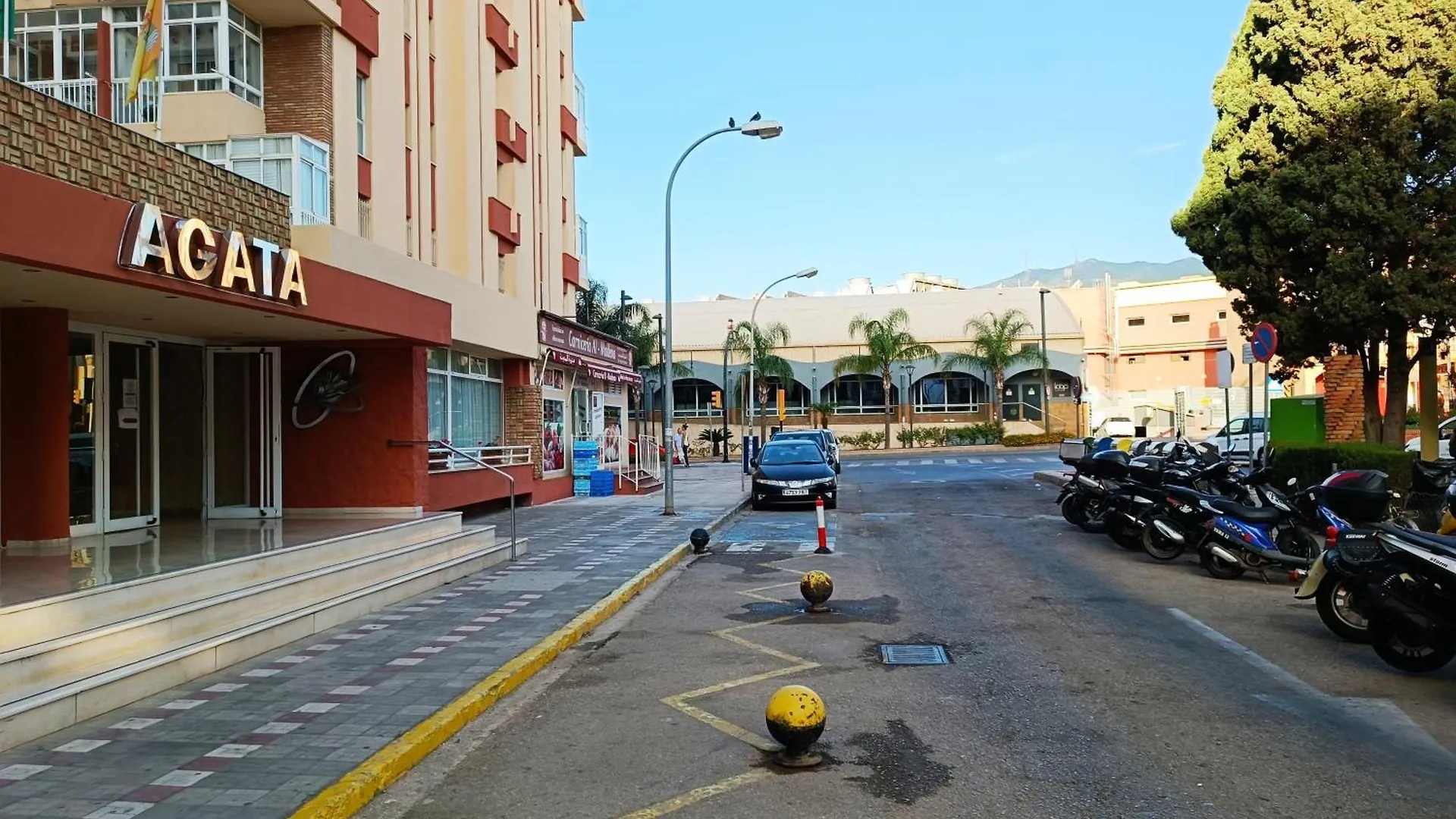 Apartmán Aga - Apartamento Benalmadena Terraza Con Vistas Al Mar Y Jardin, Piscina, Wifi, Nuevo, 1 Dormitorio